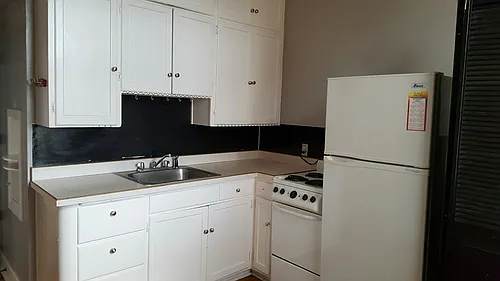 226 S Main St Photo 1