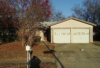 1st image of 2409 Yale Dr
