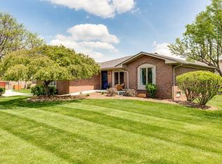 3299 Baypoint Dr, Rochester Hills, MI 48309