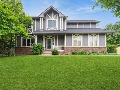 2230 NW 138th St, Clive, IA, 50325