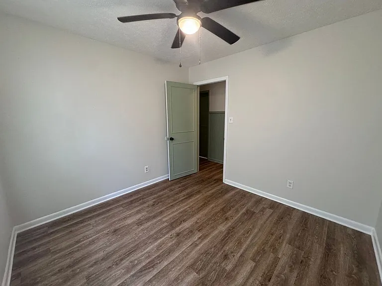 652 Monagan St — Photo 20