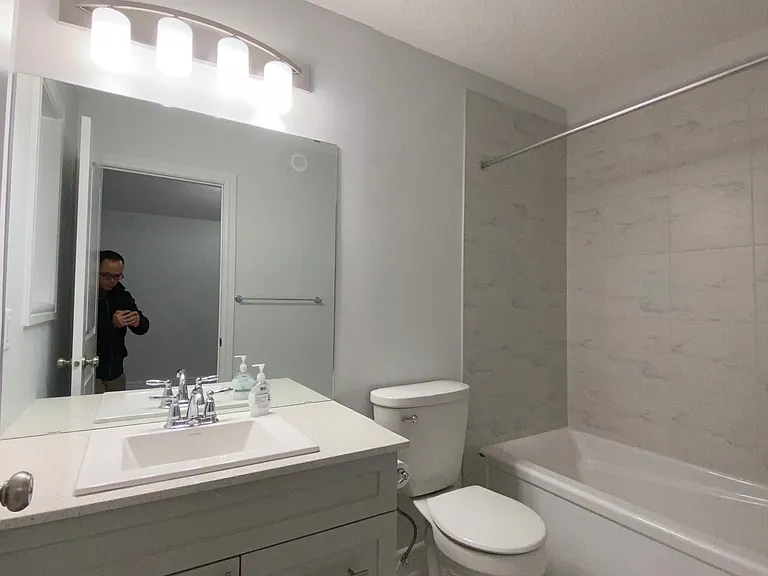 5712 Cautley Cres SW — Photo 11