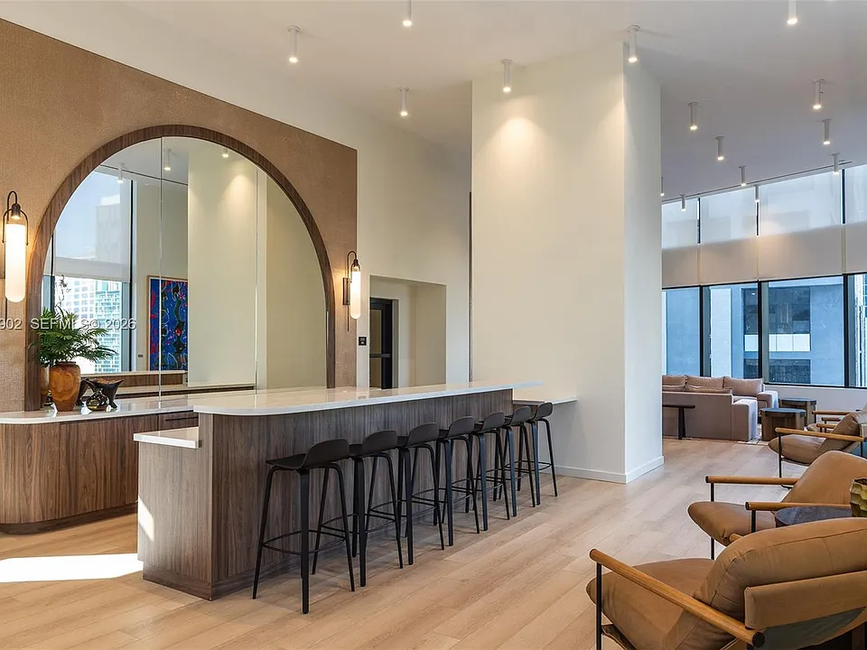 225 N Miami Ave #2904