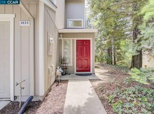 2433 Heatherleaf Ln, Martinez, CA 94553