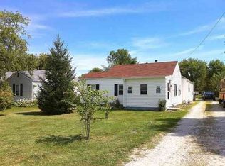 1008 N Country Club Rd, Muncie, IN 47303