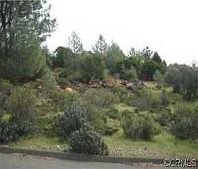 1st image of 16500 Crescent Ct