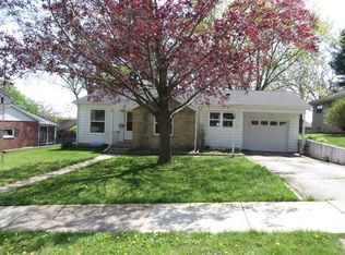 525 Lewis St, Burlington, WI 53105