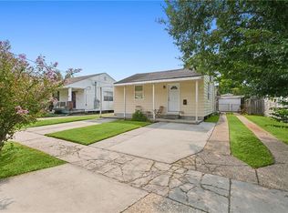 11 Labarre Pl, Jefferson, LA 70121