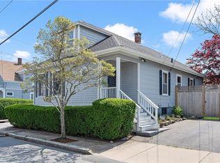 51 Friendship St, Newport, RI 02840