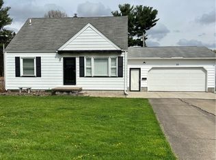 28 Iroquois St, Struthers, OH