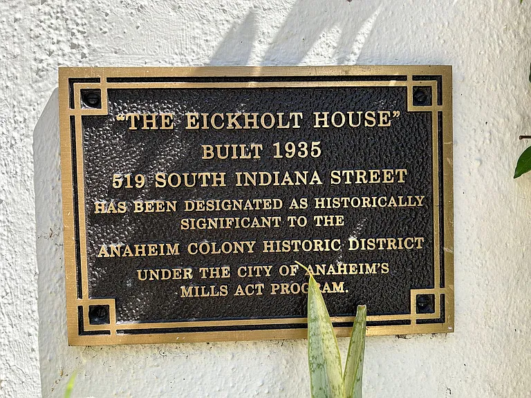 519 S Indiana St — Photo 4