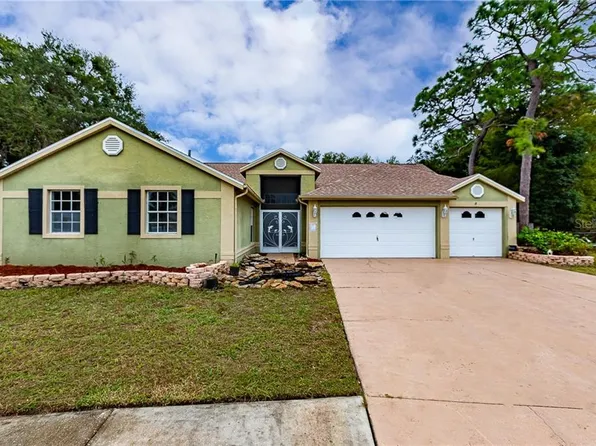 18940 Emerald Ridge Dr, Hudson, FL 34667