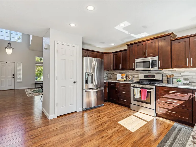 2060 E 134th Ave — Photo 10