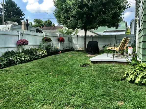 406 Hill St, Carnegie, PA 15106