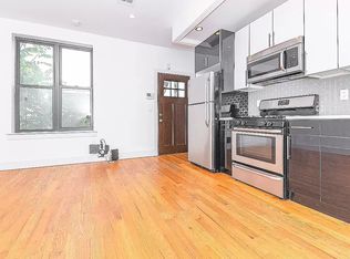 307 Devoe St #1BG, Brooklyn, NY 11211