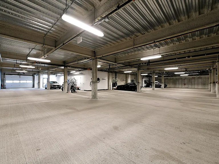 250 Meridian St #410 — Photo 12