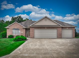 14234 Hawk Stream Cv, Hoagland, IN 46745