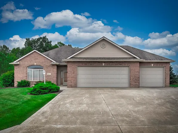 14234 Hawk Stream Cv, Hoagland, IN 46745