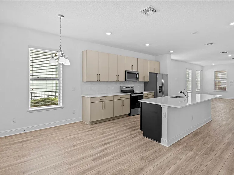 6782 Arnoldson St — Photo 23