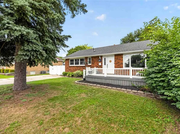 1108 Errol Rd E, Sarnia, ON N7S 2E9
