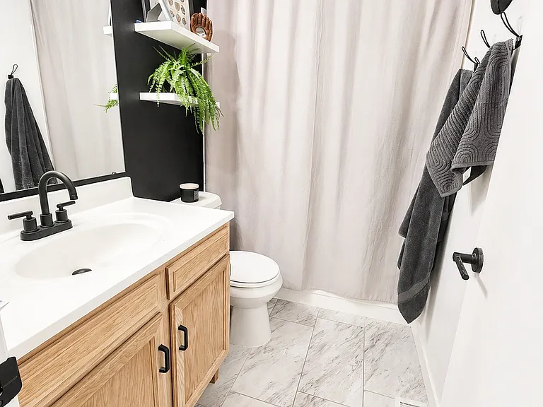Guest bath