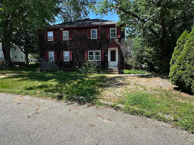 88 Mary Ann Rd — Photo 1