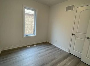 2001 Cameron Lott Cres, Oshawa, ON L1L 0S1