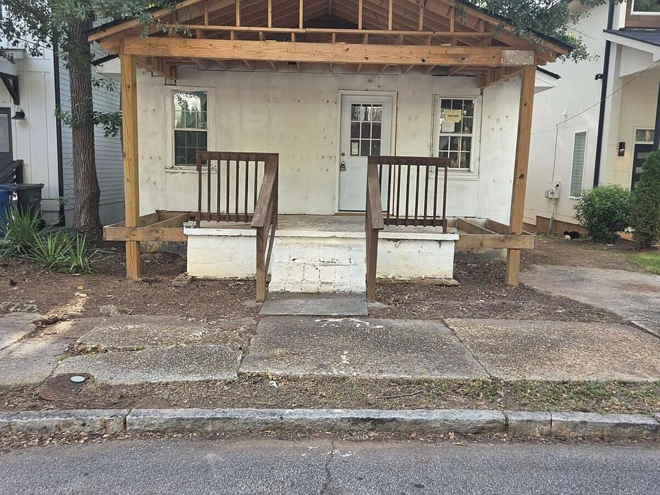 1st image of 953 Smith St SW