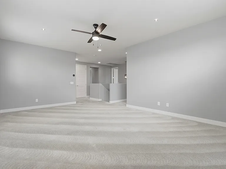 Upstairs Large Loft Area