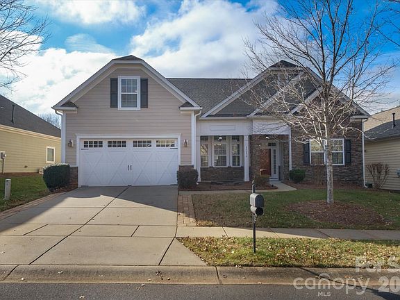 3rd image of 8928 Carneros Creek Rd