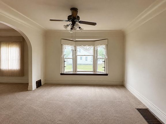 5th image of 2117 Jefferson St