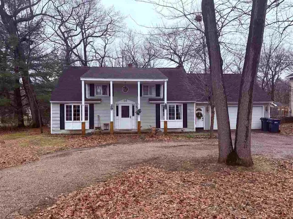 736 Indian Trail Blvd, Traverse City, MI 49686