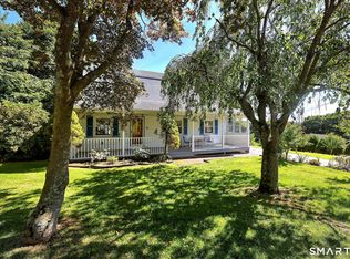 13 Red Robin Rd, Naugatuck, CT 06770