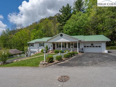 881 Queen Street, Boone, NC, 28607