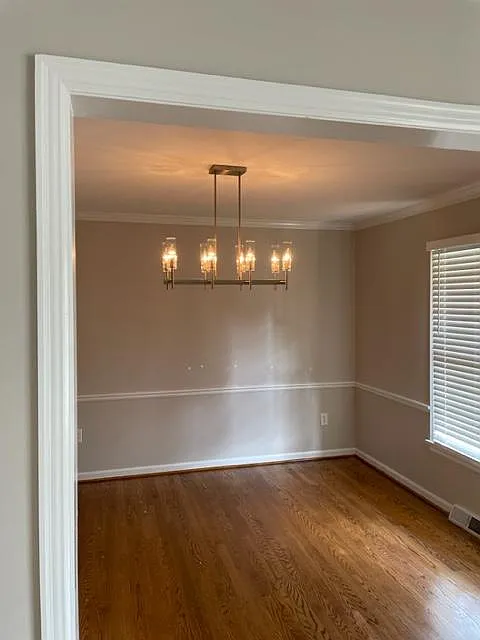3 bed, 2900 sqft, $2,300 — Photo 4