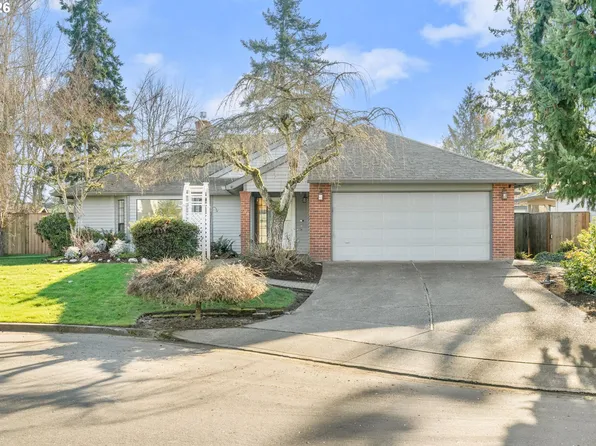 684 NE Terry Ct, Hillsboro, OR 97124