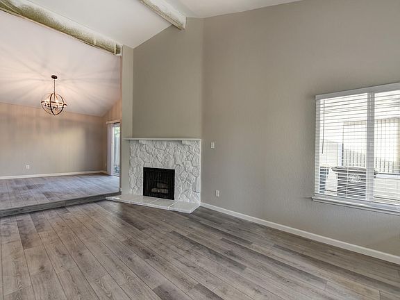 5th image of 6944 Tarocco Way