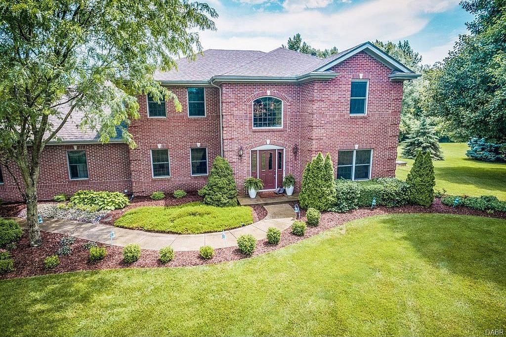2683 Center Creek Cir, Spring Valley, OH 45370 Zillow