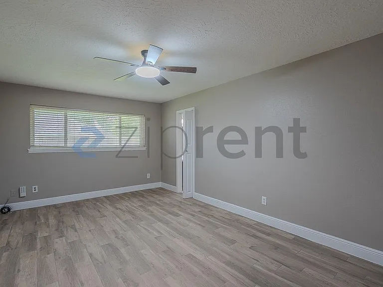 9006 Weymouth Dr — Photo 17