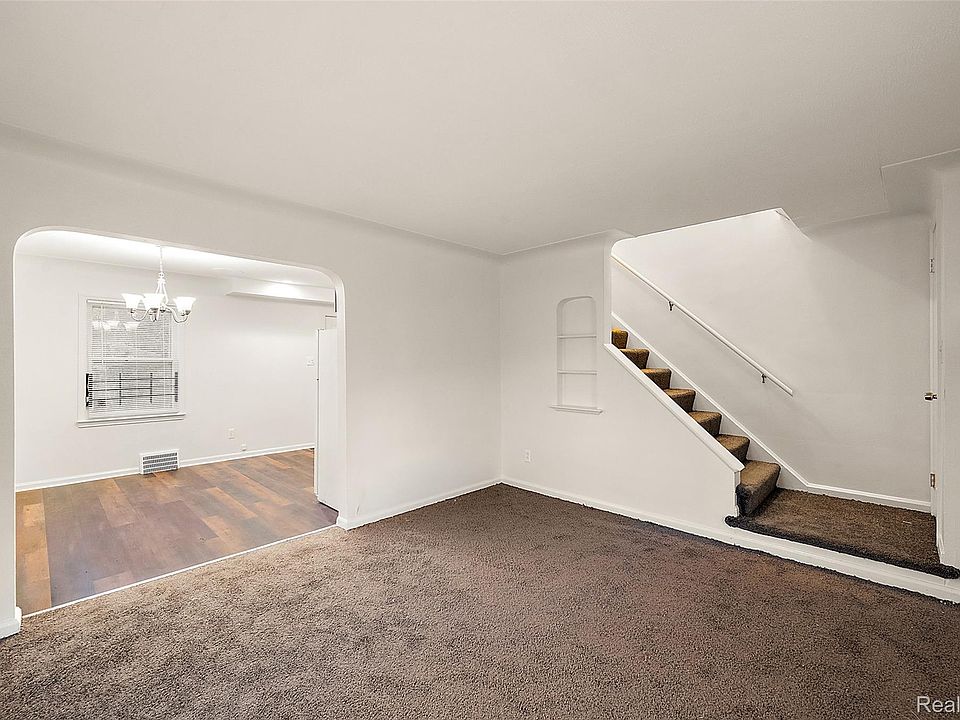 9236 Evergreen Ave, photo 13