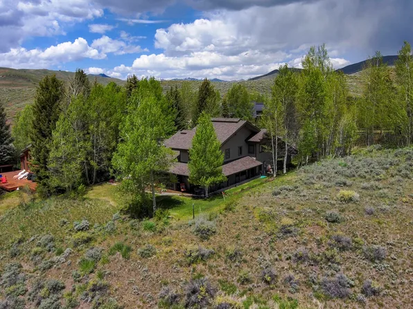 6 Huckleberry Ln, Sun Valley, ID 83353