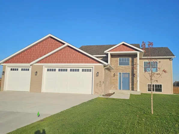 1040 26th Street Loop, Sartell, MN 56377