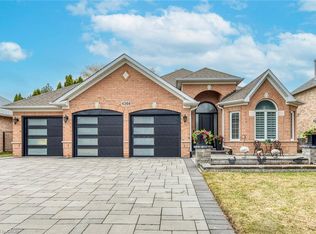4366 Latimer Cres, Burlington, ON L7M 4R2