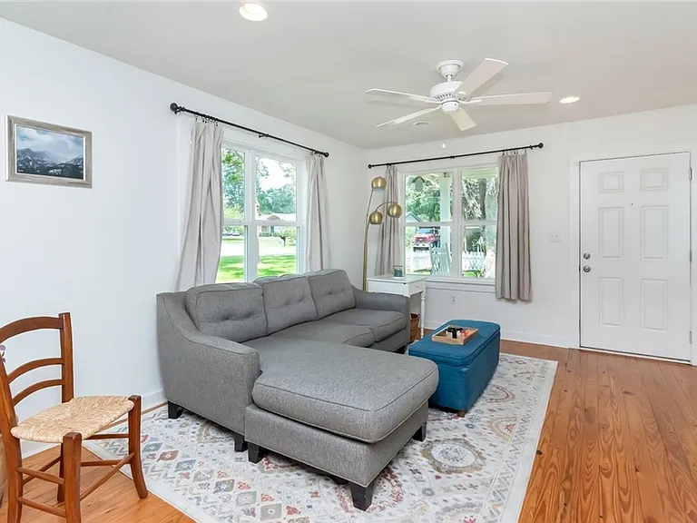 958 Pinemont Dr — Photo 5