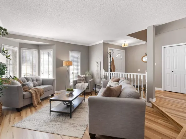 18 Parkwood Dr, Saint Albert, AB T8N 5L3
