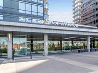 4 K Spadina Ave #1711, Toronto, ON M5V 3Z9