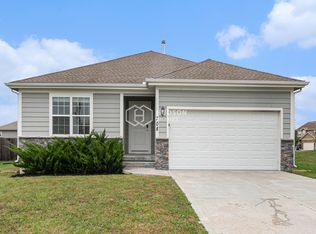 708 S Cherry St, Gardner, KS 66030