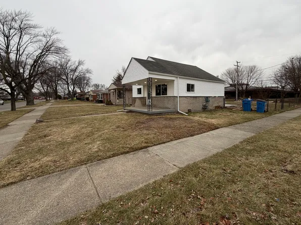 8602 Robindale Ave, Dearborn Heights, MI 48127