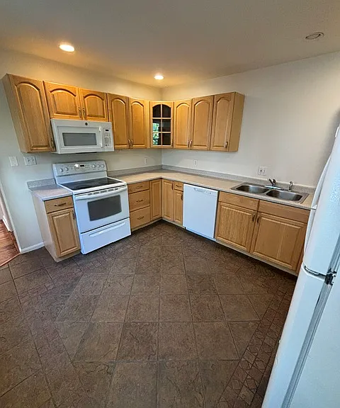 259 York St — Photo 7
