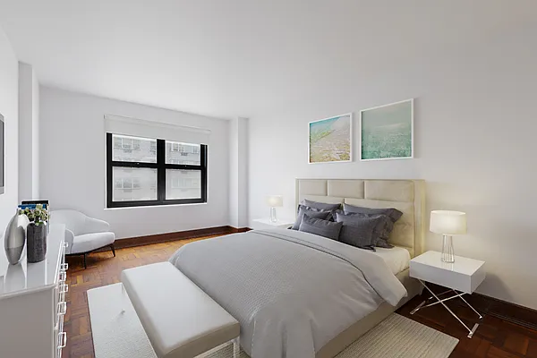 Sold by Bond New York | media 11